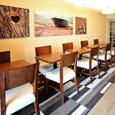 New Liskeard Waterfront Inn מראה חיצוני תמונה