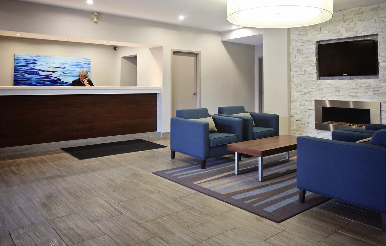 New Liskeard Waterfront Inn מראה חיצוני תמונה